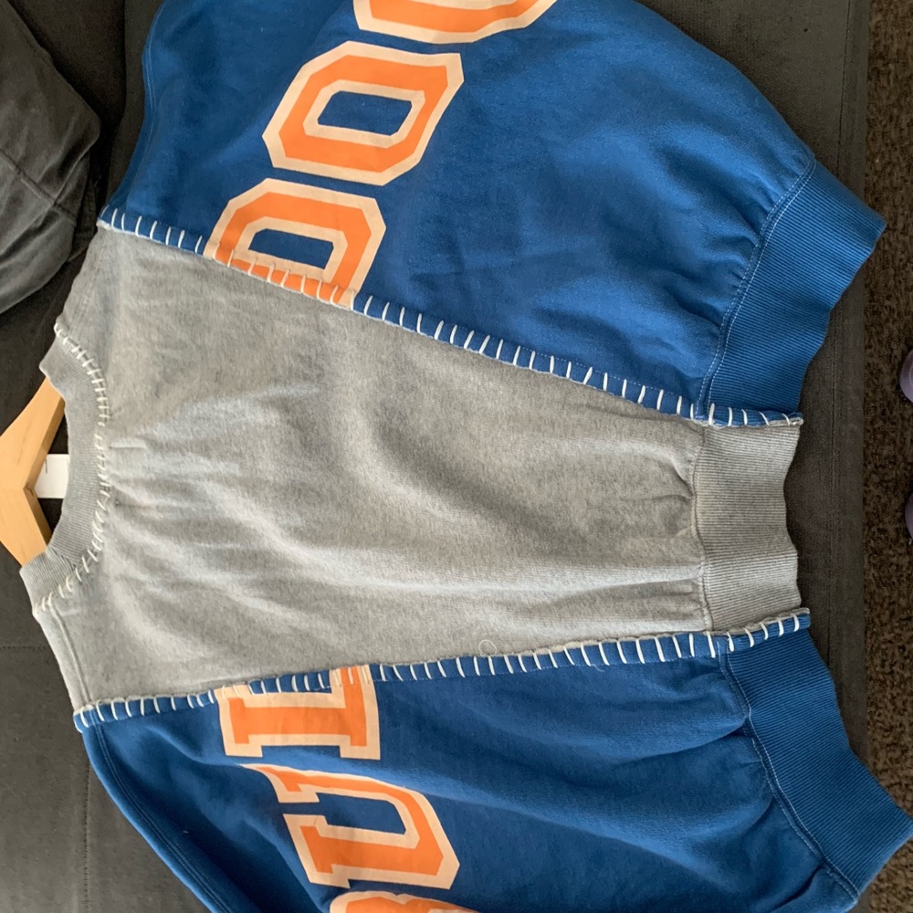 Urban outfitters sweatshirt for women’s